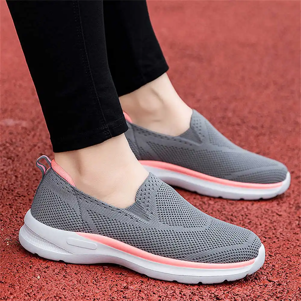 Senza stivali da uomo in rete  - Women Formal Upper Wear recensione e prezzo